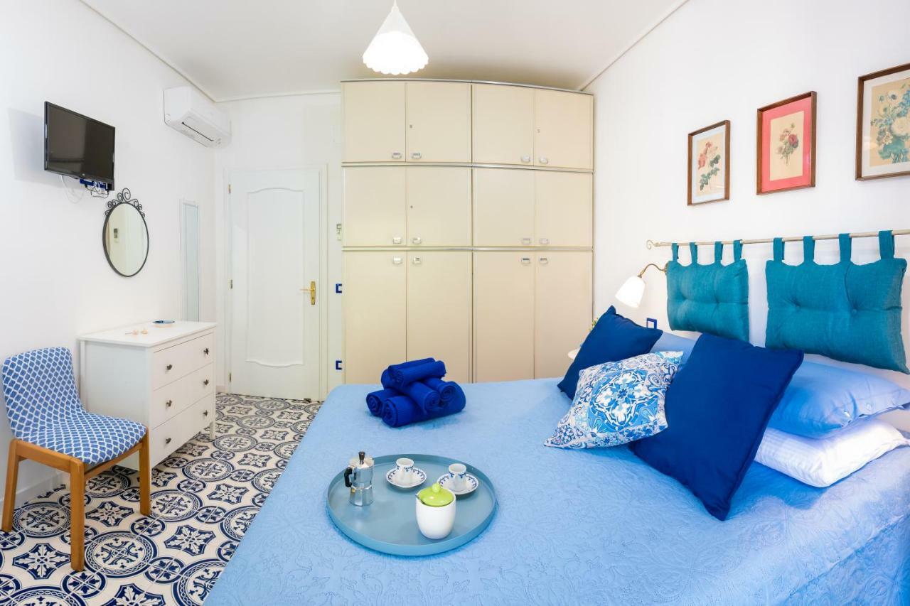 La Casetta Linda - New 2 Bedroom Apt In Sorrento With Seaview Terrace Bagian luar foto