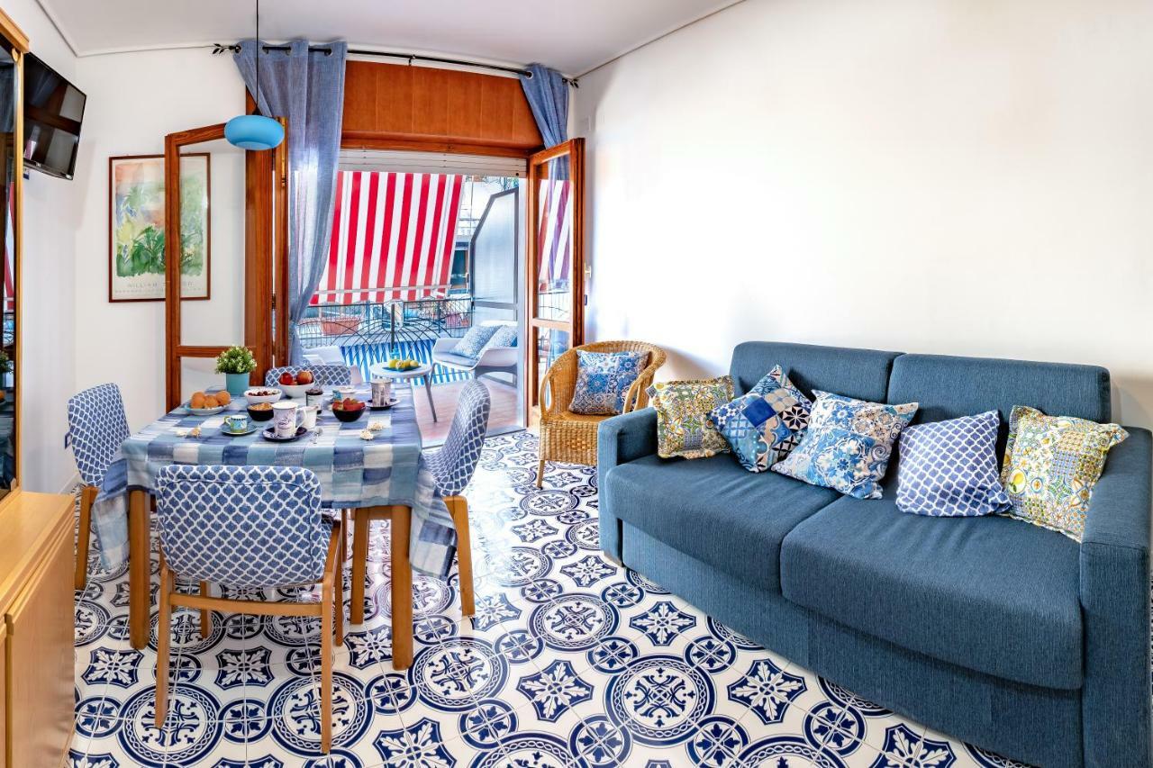 La Casetta Linda - New 2 Bedroom Apt In Sorrento With Seaview Terrace Bagian luar foto